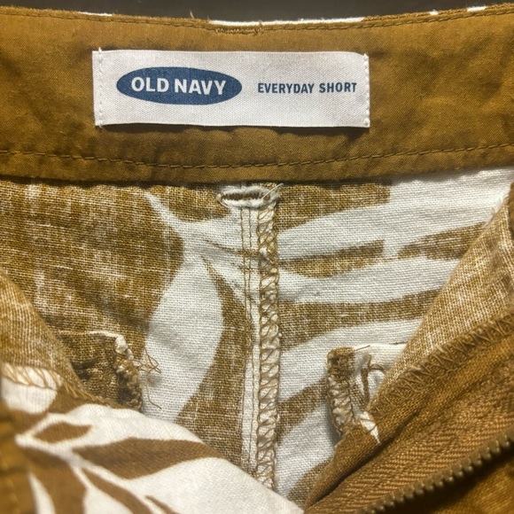 Old Navy Linen Blend Brown Floral Everyday Shorts - Picture 6 of 9
